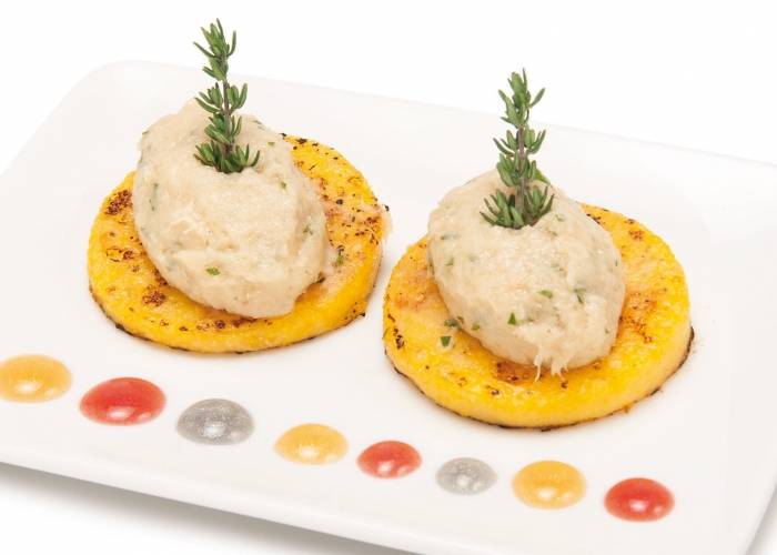 Codfish cream on polenta croutons