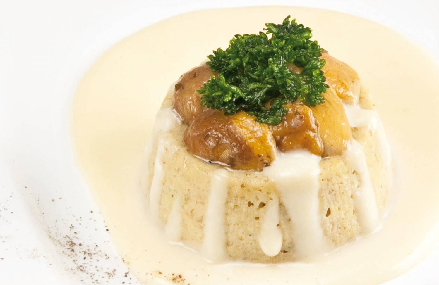 Steinpilztorte mit Vier-Käse-Creme