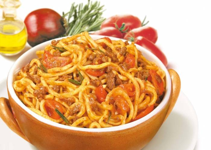 Spaghetti „alla chitarra“ mit Wildschweinragout